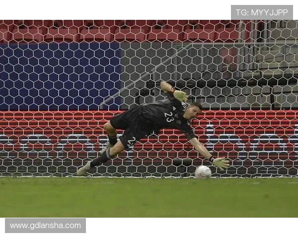 九零世界杯阿根廷门将戈耶切亚的神奇扑救与点球传奇铸就蓝白荣耀